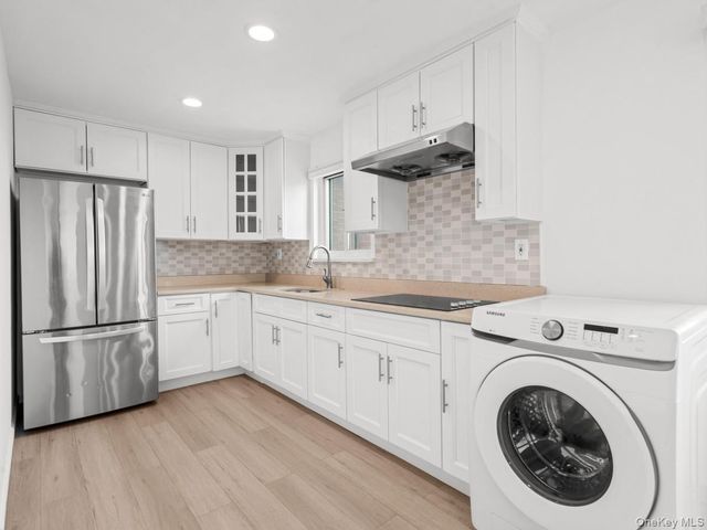 40-08 214th Place, Bayside, NY 11361