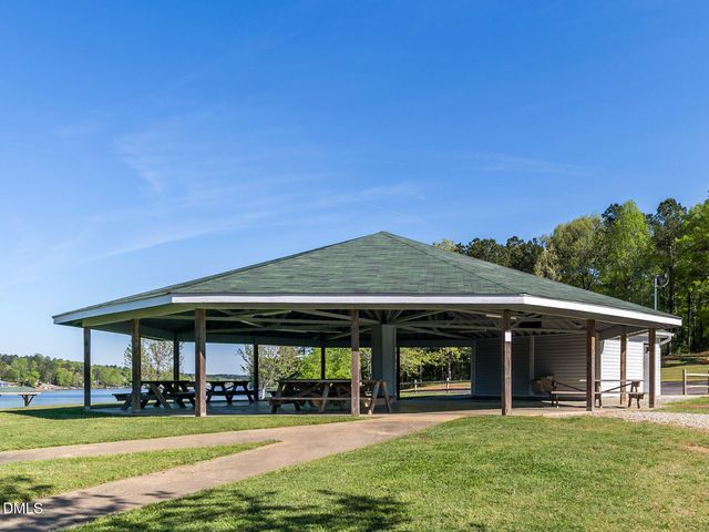 142 Mohawk Drive, Louisburg, NC 27549
