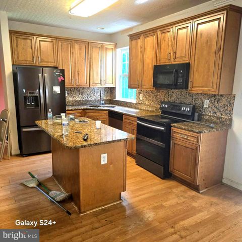 11206 HICKORY GROVE CT, Laurel, MD 20708