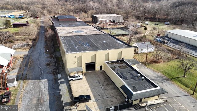 19 APPLE WAY, Paw Paw, WV 25434