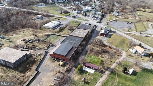 19 APPLE WAY, Paw Paw, WV 25434