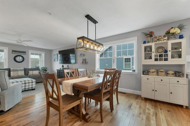 34 Three Ponds Drive, Brentwood, NH 03833