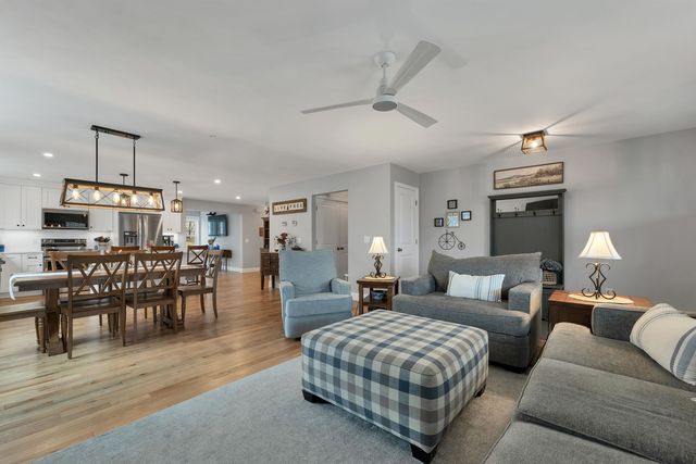 34 Three Ponds Drive, Brentwood, NH 03833