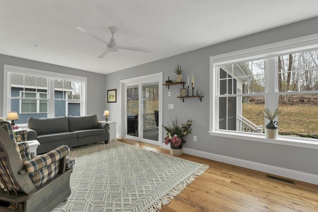34 Three Ponds Drive, Brentwood, NH 03833