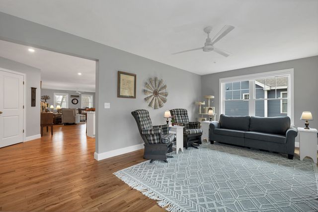 34 Three Ponds Drive, Brentwood, NH 03833