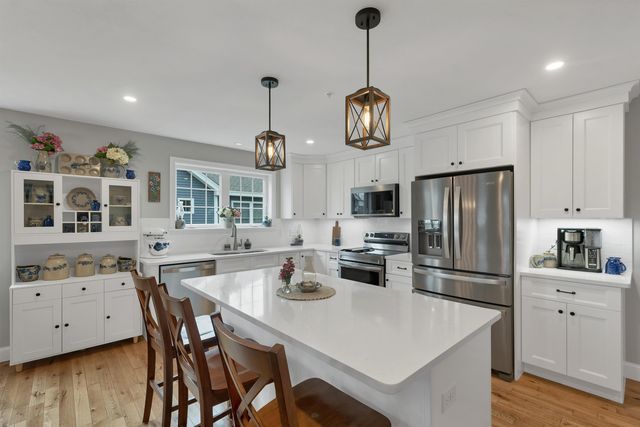34 Three Ponds Drive, Brentwood, NH 03833
