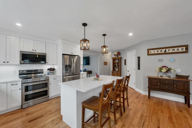 34 Three Ponds Drive, Brentwood, NH 03833