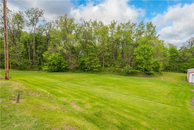 380 Upper Oliver 3, North Union Twp, PA 15401