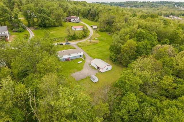 380 Upper Oliver 3, North Union Twp, PA 15401