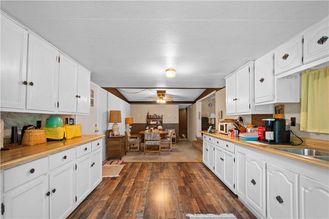 380 Upper Oliver 3, North Union Twp, PA 15401