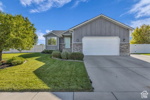 2322 N 2500 W, Clinton, UT 84015