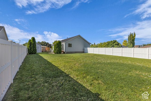 2322 N 2500 W, Clinton, UT 84015