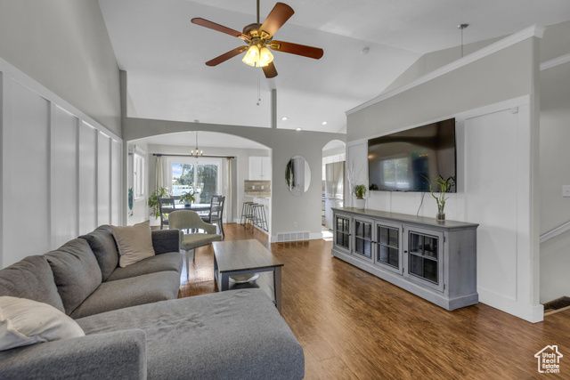 2322 N 2500 W, Clinton, UT 84015