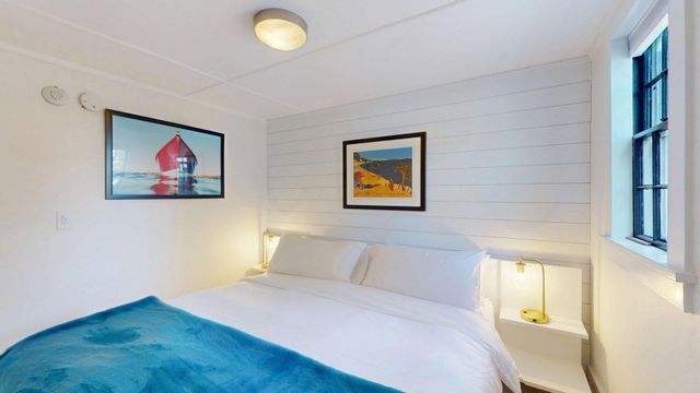 54 Commercial Street UNIT 4, Provincetown, MA 02657