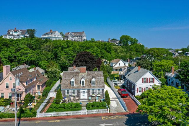 54 Commercial Street UNIT 4, Provincetown, MA 02657