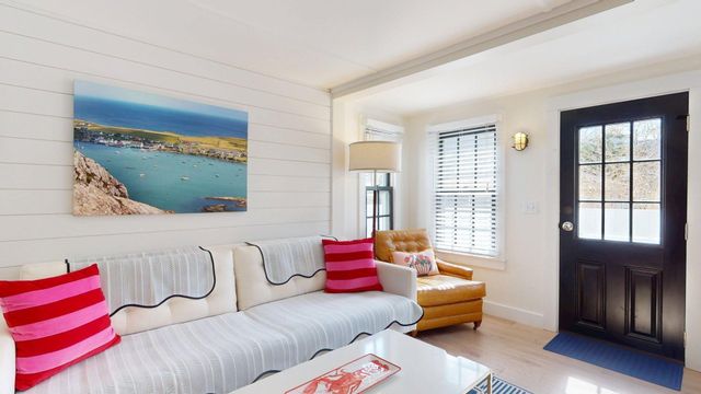 54 Commercial Street UNIT 4, Provincetown, MA 02657