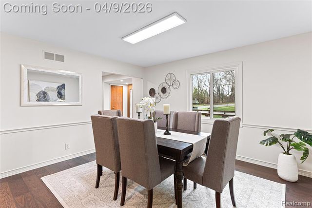 3755 Tremont Lane, Ann Arbor, MI 48105