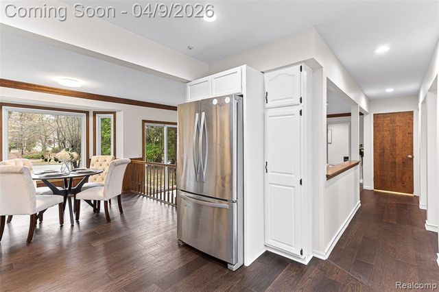 3755 Tremont Lane, Ann Arbor, MI 48105