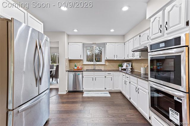 3755 Tremont Lane, Ann Arbor, MI 48105