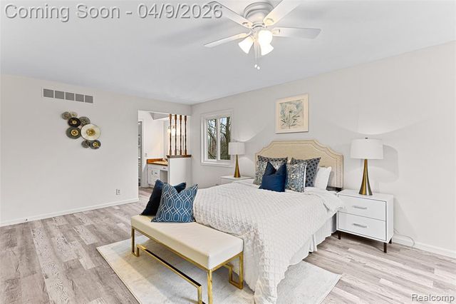 3755 Tremont Lane, Ann Arbor, MI 48105