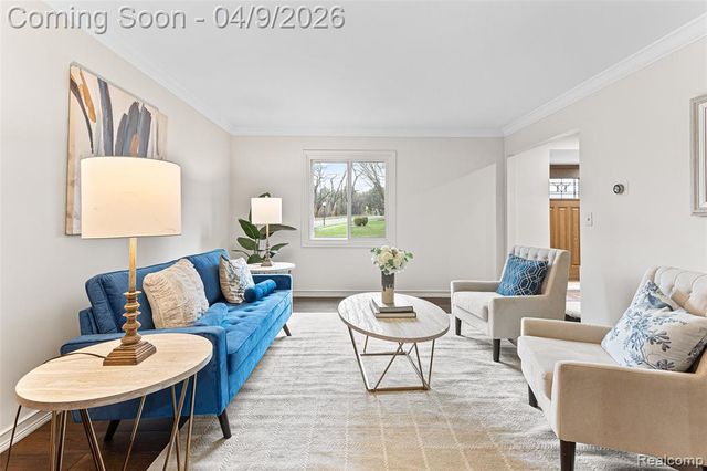 3755 Tremont Lane, Ann Arbor, MI 48105