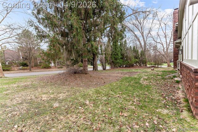 3755 Tremont Lane, Ann Arbor, MI 48105