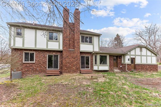 3755 Tremont Lane, Ann Arbor, MI 48105