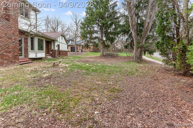 3755 Tremont Lane, Ann Arbor, MI 48105
