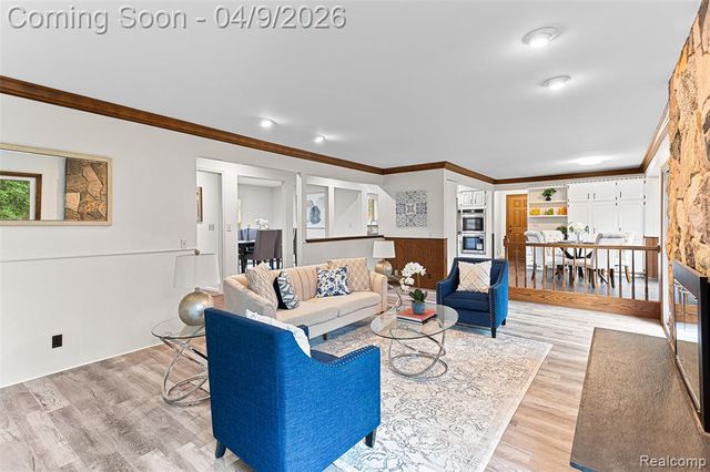 3755 Tremont Lane, Ann Arbor, MI 48105