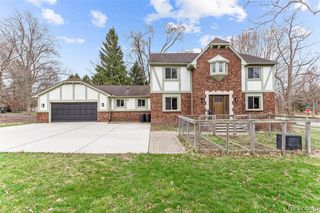 3755 Tremont Lane, Ann Arbor, MI 48105