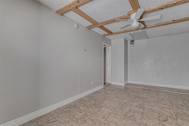 833 Springhill Drive, Burleson, TX 76028