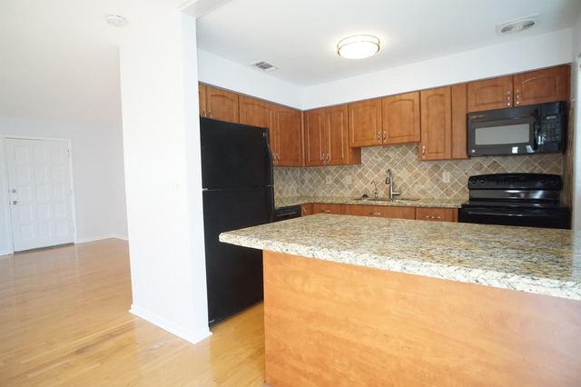 807 Easterly Road, North Palm Beach, FL 33408