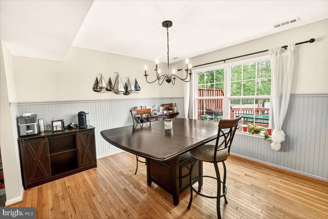 3847 HOLLY DR, Edgewater, MD 21037
