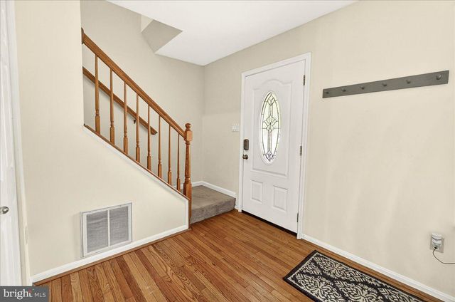 3847 HOLLY DR, Edgewater, MD 21037