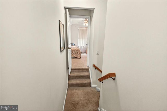 3847 HOLLY DR, Edgewater, MD 21037