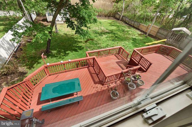 3847 HOLLY DR, Edgewater, MD 21037