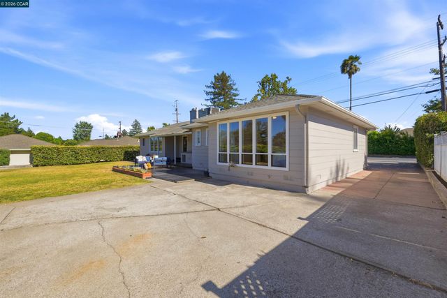 469 Boyd Rd, Pleasant Hill, CA 94523