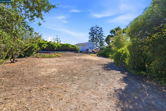 469 Boyd Rd, Pleasant Hill, CA 94523