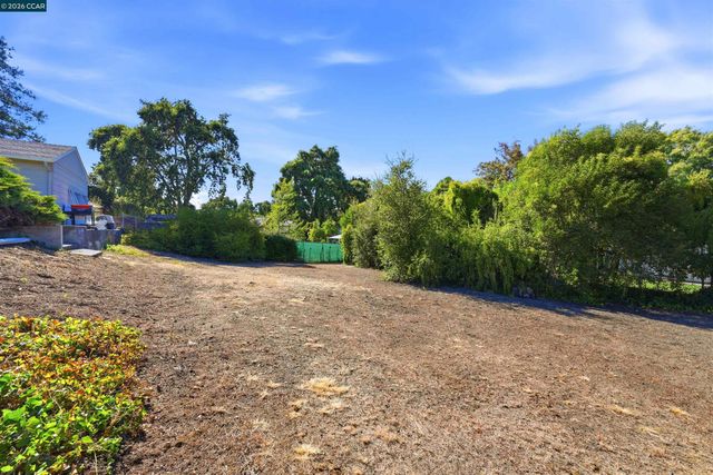 469 Boyd Rd, Pleasant Hill, CA 94523