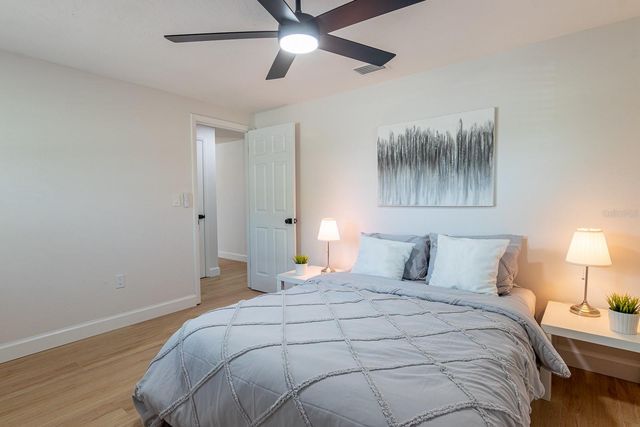 420 ARCHIBALD AVENUE, Sarasota, FL 34243