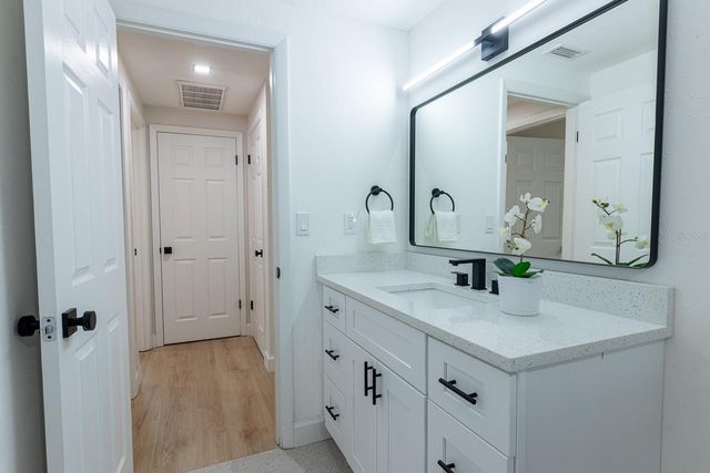 420 ARCHIBALD AVENUE, Sarasota, FL 34243