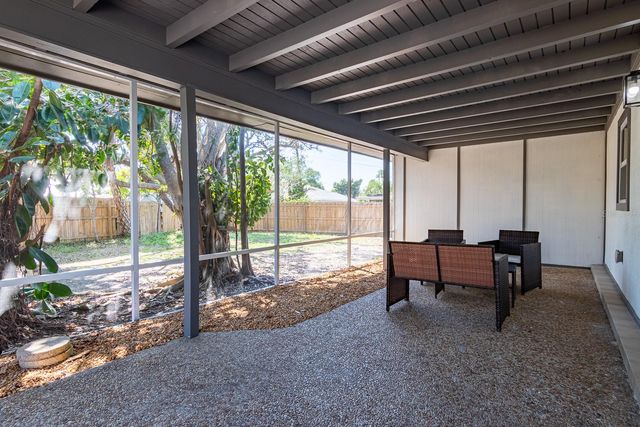 420 ARCHIBALD AVENUE, Sarasota, FL 34243