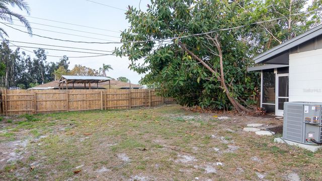 420 ARCHIBALD AVENUE, Sarasota, FL 34243