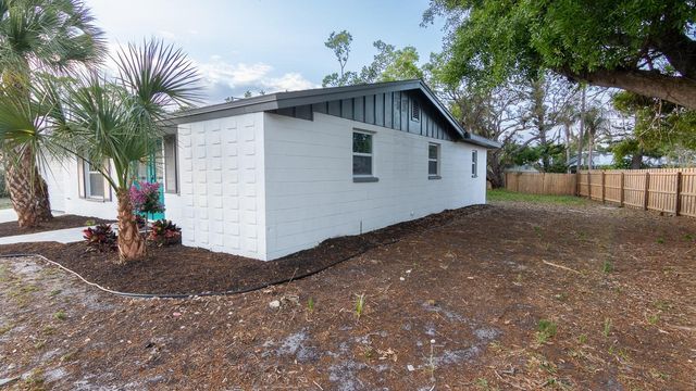 420 ARCHIBALD AVENUE, Sarasota, FL 34243
