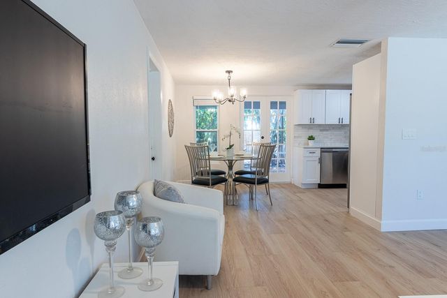 420 ARCHIBALD AVENUE, Sarasota, FL 34243