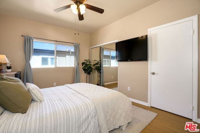 6525 Woodman Avenue 2, Valley Glen, CA 91401