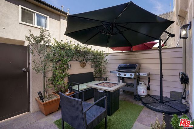 6525 Woodman Avenue 2, Valley Glen, CA 91401