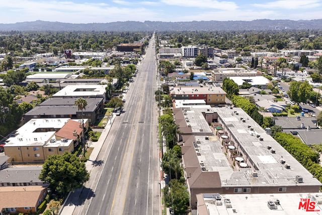 6525 Woodman Avenue 2, Valley Glen, CA 91401