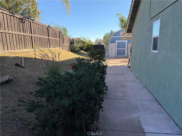 22169 Blondon Court, Wildomar, CA 92595