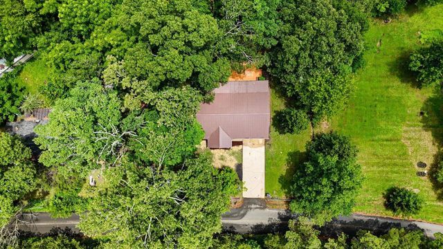 387 Cedar Springs Church Road SE, Cleveland, TN 37323